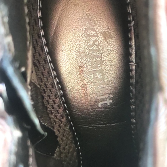 Easy spirit kassandra platform booties - Picture 5 of 5